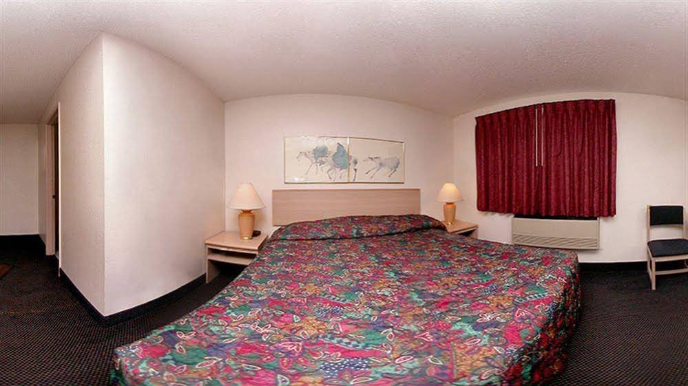 Фото Motel 6 Pendleton, Or - West