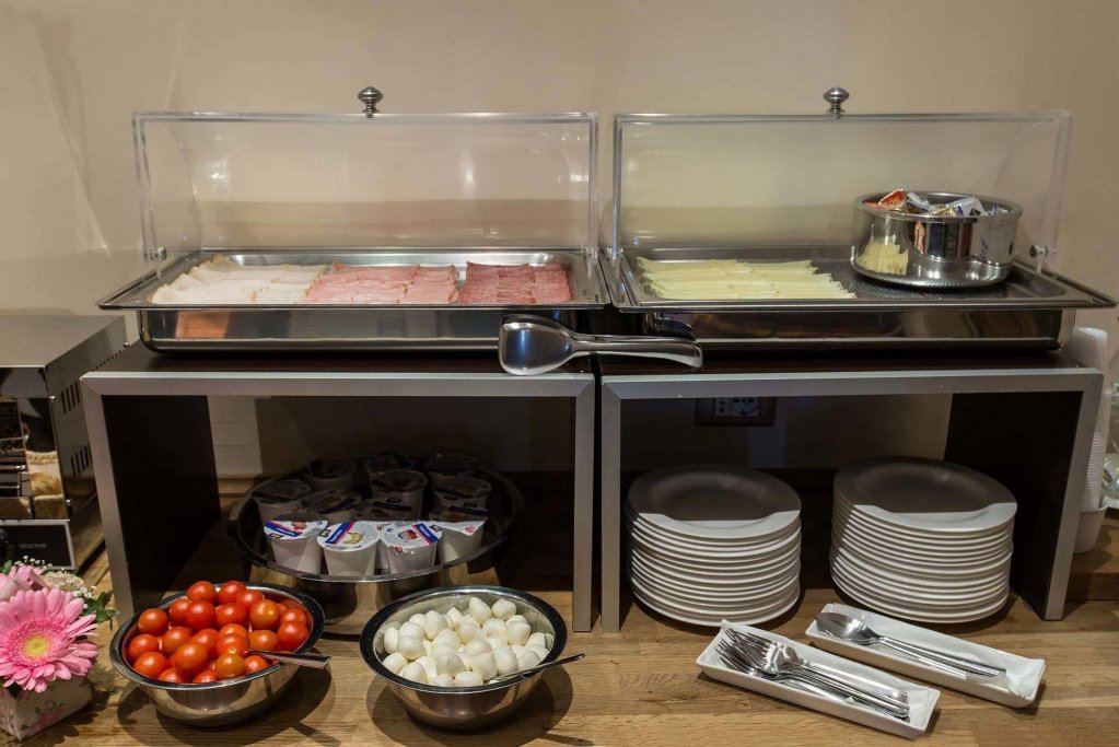 Фото Infinity Hotel St Peter