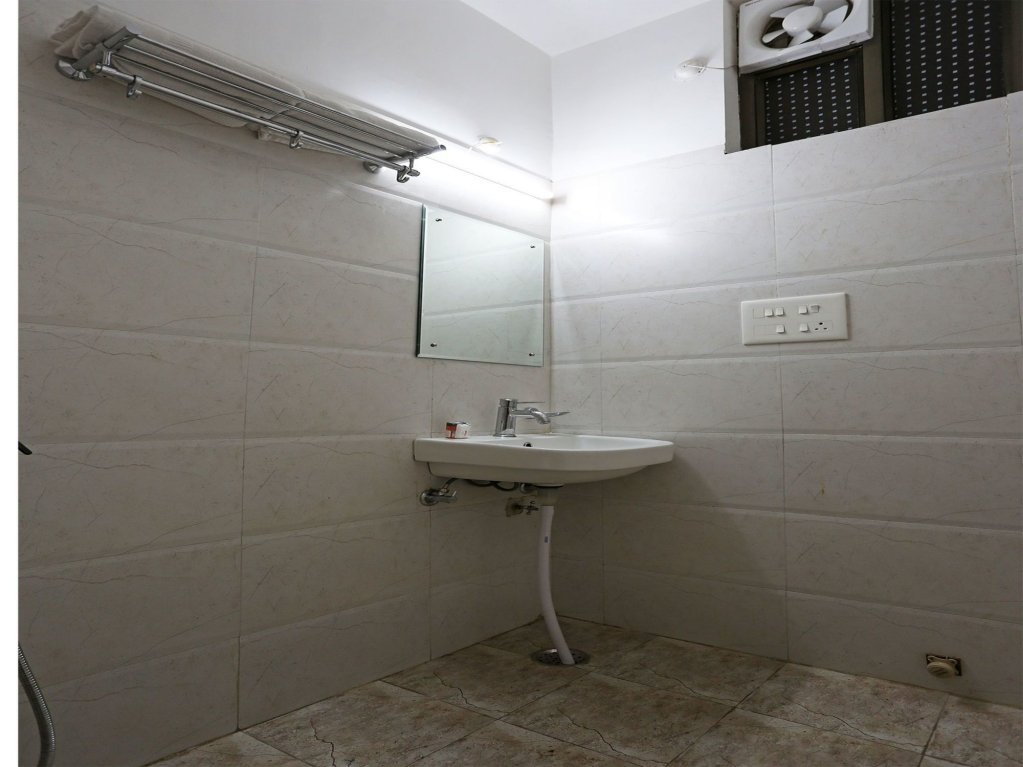 Фото Oyo 9304 Hotel Swastika