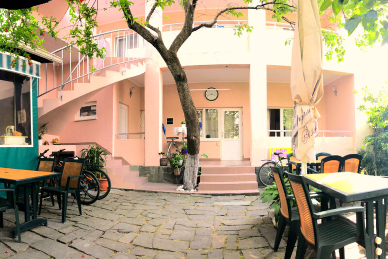 Гостиница Абрикос в Геленджике