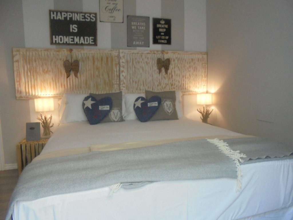 Фото Hostal Tak