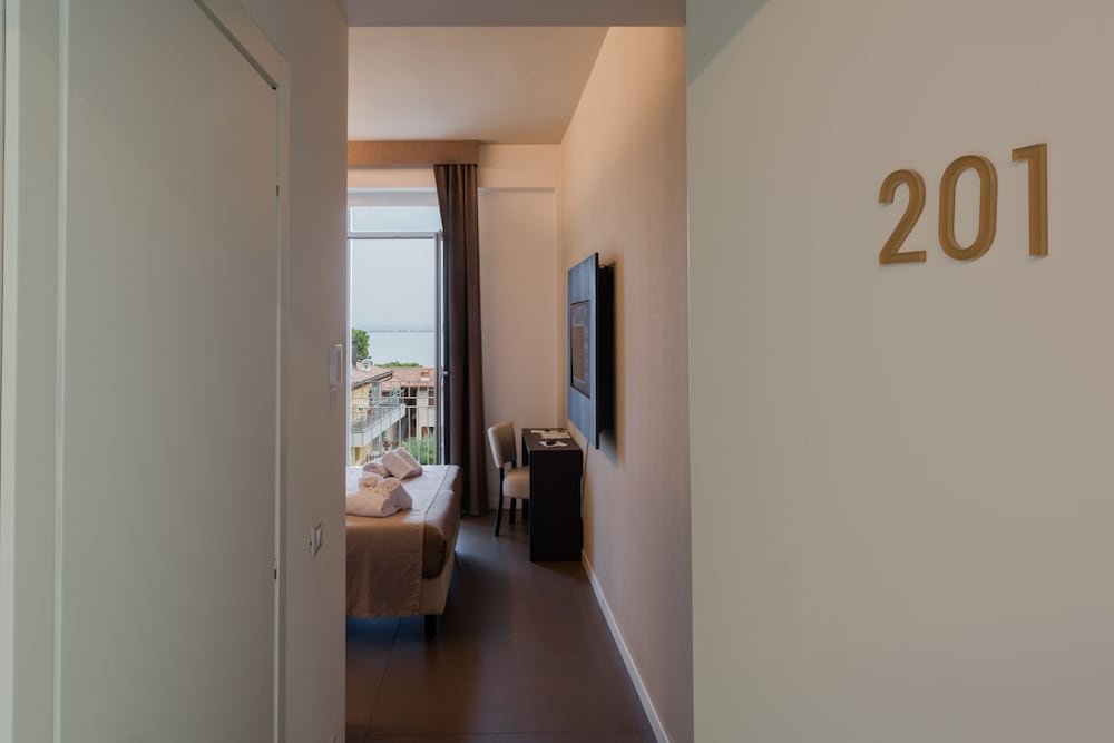 Фото Hotel Palazzo del Garda