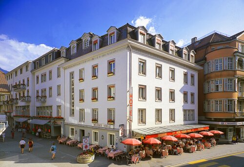 Гостиница Hotel Weisses Kreuz в Интерлакене