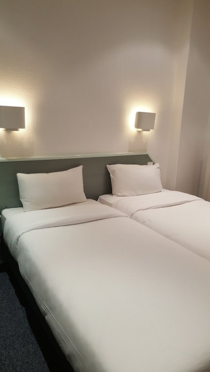 Фото Отель Escurial