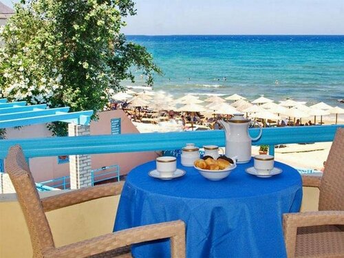 Гостиница Montreal Hotel в Георгиуполисе