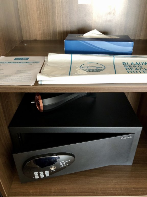 Фото Blaauwberg Beach Hotel