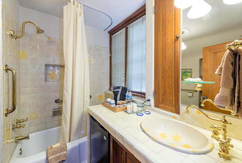 Фото Inn on La Loma Plaza