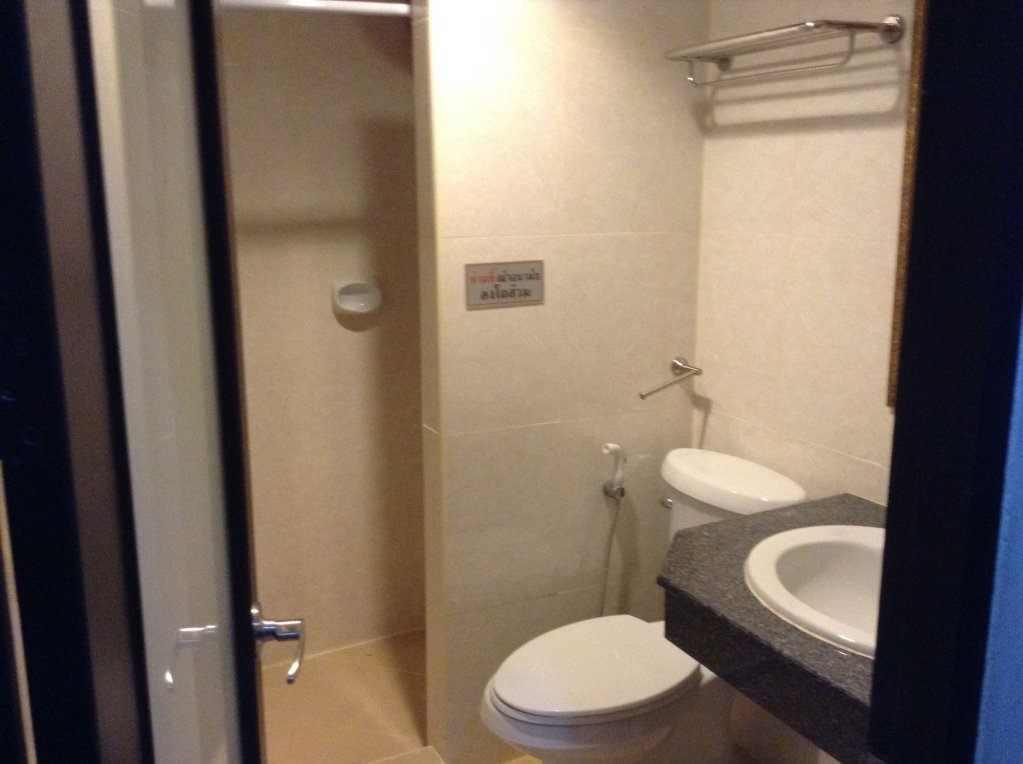 Фото Jomtien Cozy Inn Pattaya