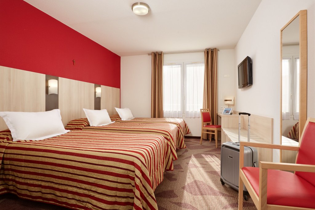 Фото Hotel Roissy Lourdes