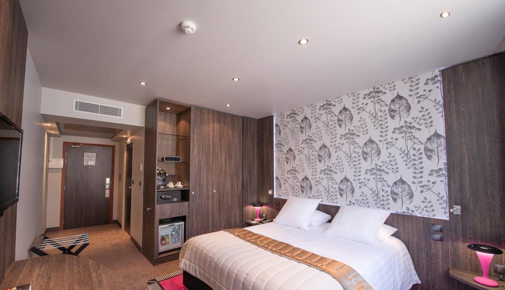 Фото Best Western Premier Le Patio des Artistes