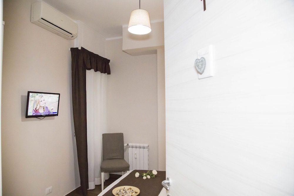 Фото Vatican Suite 383