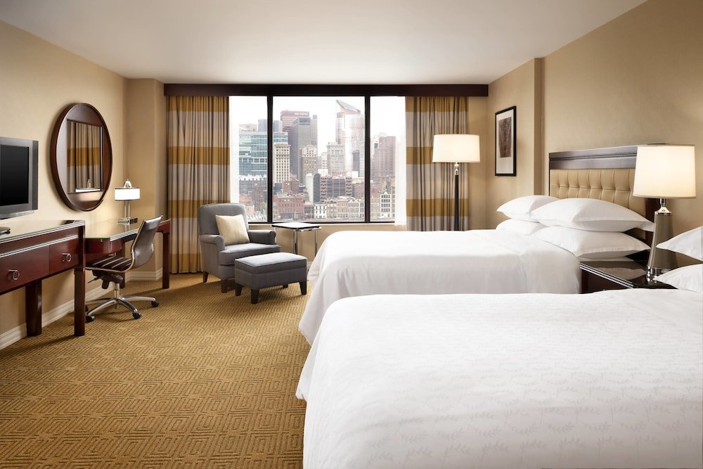 Фото Sheraton Pittsburgh Hotel at Station Square