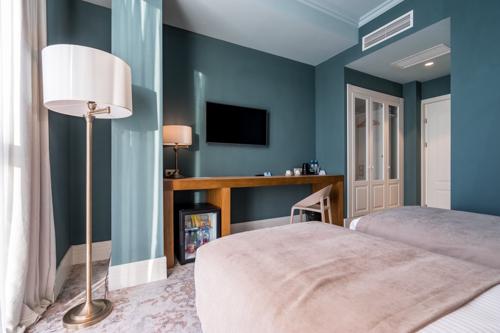 Фото Miravere Hotel