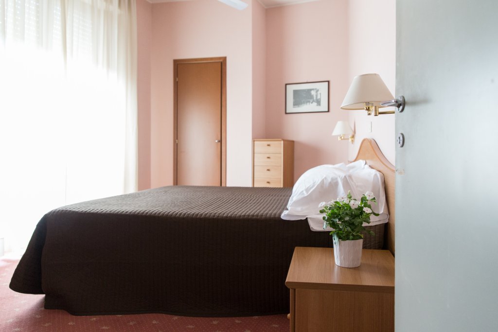 Фото Отель Gloria