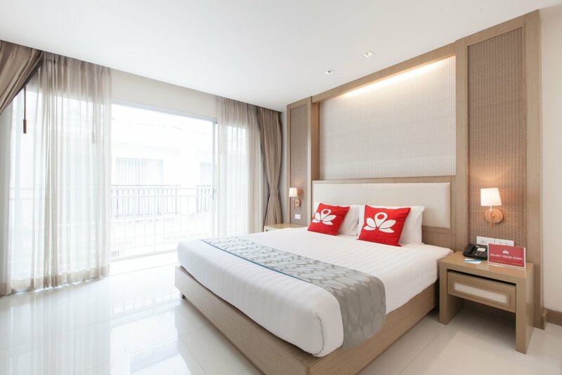 Гостиница Zen Premium Marlin Plaza Patong