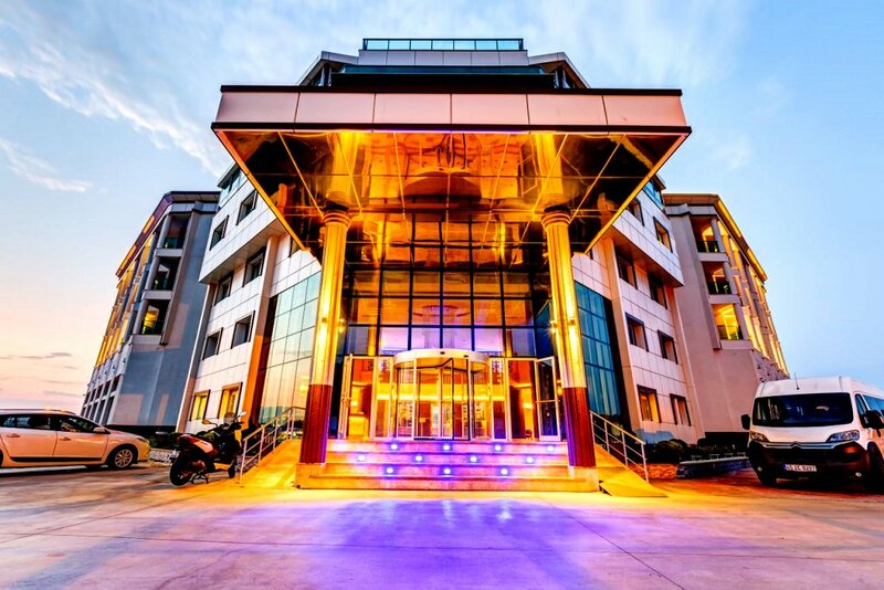 Гостиница Kaynesia Spa&Wellness Hotel в Тургутлу