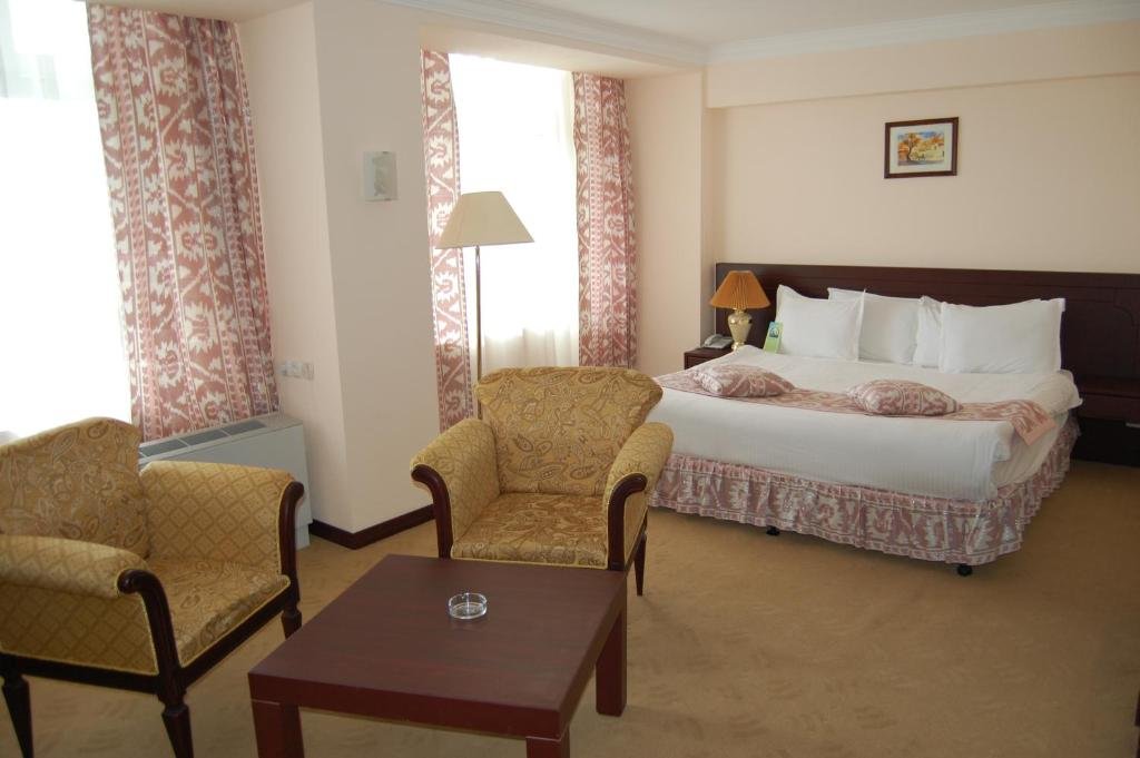 Фото Отель Узбекистан