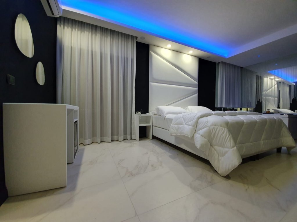 Фото Reggia Suite SPA Hotel