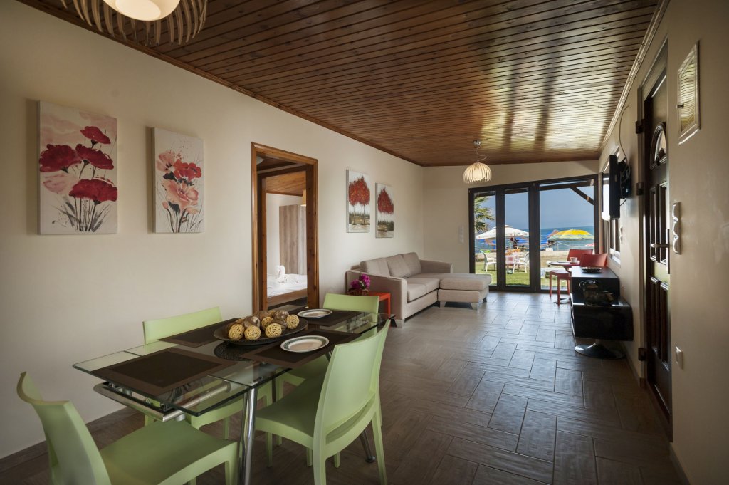 Фото Sea Front Villas