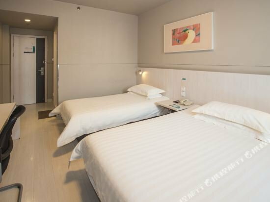 Hotel Jinjiang Inn Luoyang Wangcheng Park, Luoyang, photo