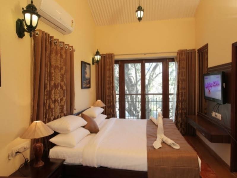 Фото The Colonial Manek Manor