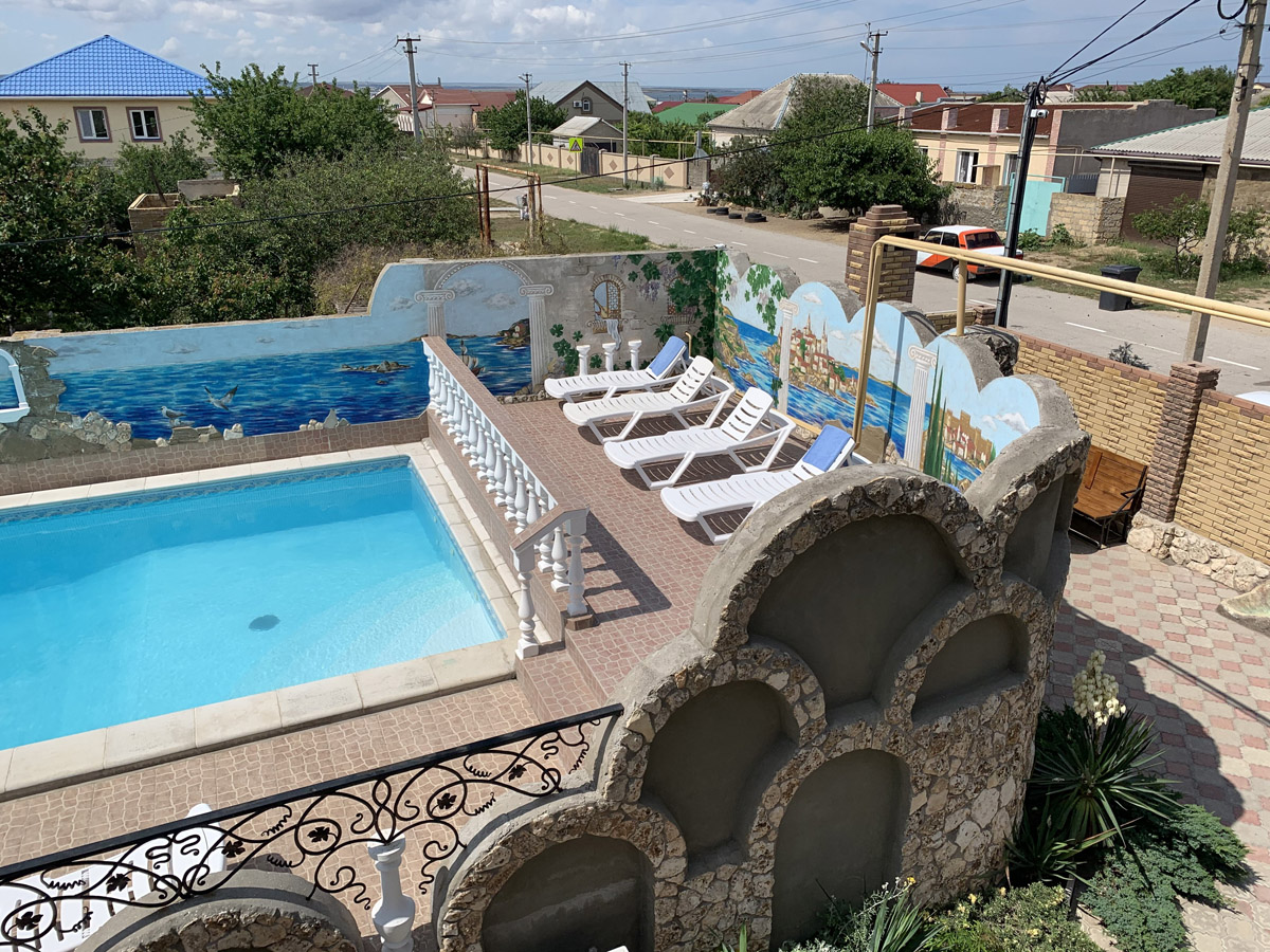 Фото отеля 2