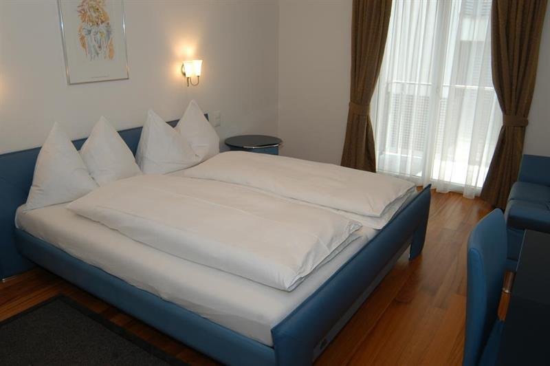 Фото Weisses Rössli Swiss Quality Hotel