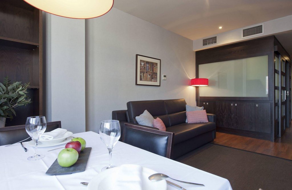 Фото Suites Center Barcelona