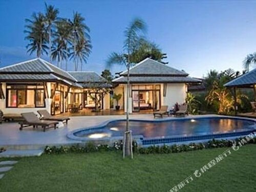 Champagne Private Pool Villa