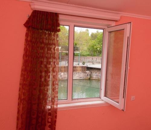 Фото Amiran's Lake