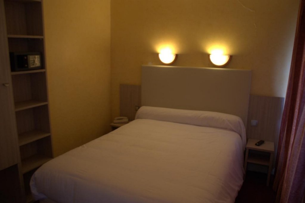 Фото Hotel Little