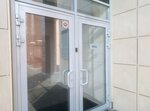Brusboks Okna (Kuznechny pereulok, 20), ventana