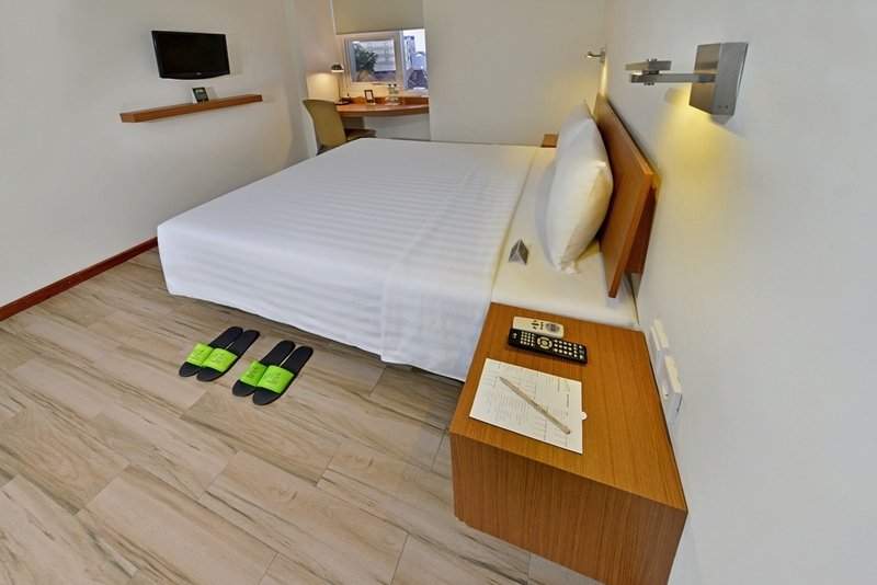 Фото Whiz Hotel Malioboro Yogyakarta