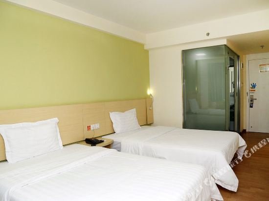 Фото 7 Days Inn Shenzhen East Railway Station Buji Laojie