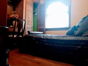 Гостиница A house full of steel balls and games