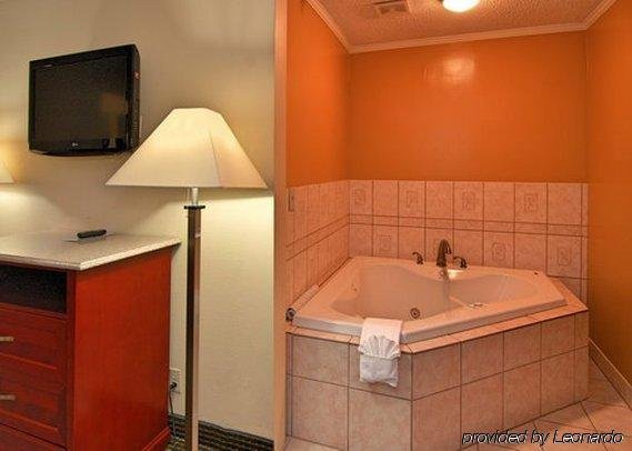 Фото Comfort Inn Columbia - Bush River