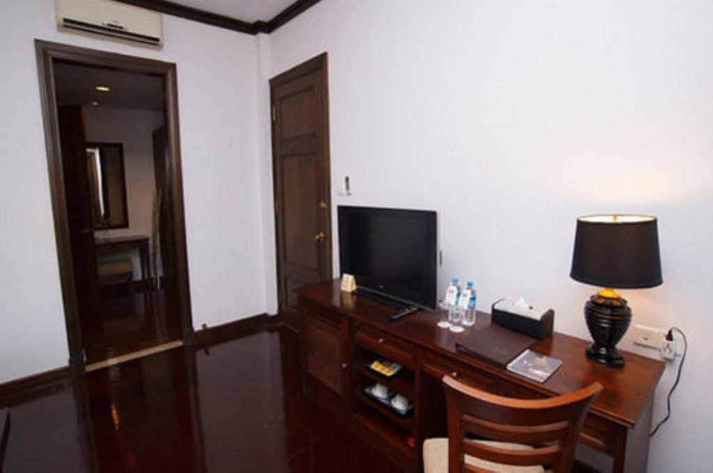 Фото The Hotel Amara