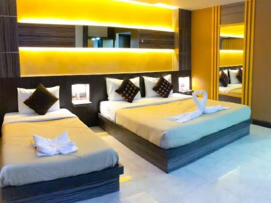 Фото Mr Mac's Hotel