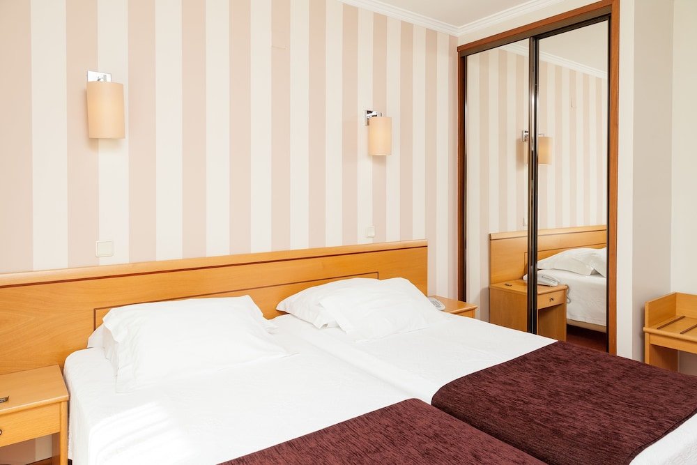 Фото Varzinn Hotel