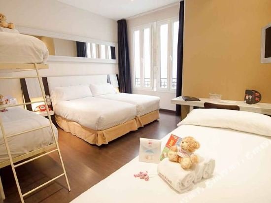 Фото Petit Palace Triball