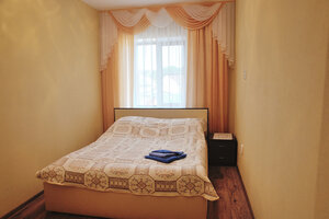 Otel Burevestnik (munitsipalnoye obrazovaniye Kirov, derevnya Katkovy, Yekaterininskaya ulitsa) ، فندق