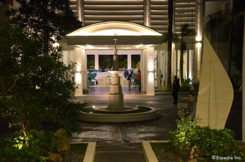 Внешний вид отеля Movenpick Hotel Mactan Island Cebu в Лапу-Лапу, фото 2