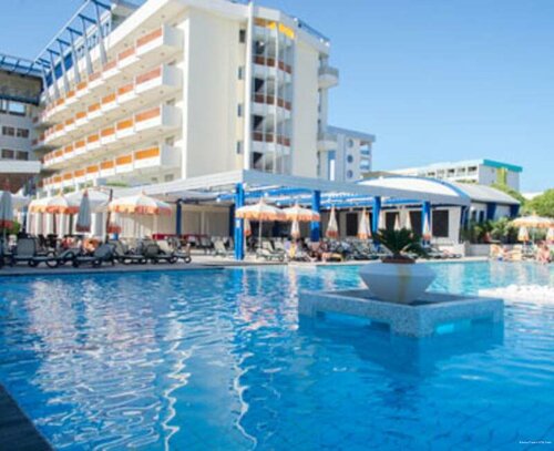 Внешний вид отеля Bibione Palace Suite Hotel в Сан-Микеле-аль-Тальйаменто, фото 1