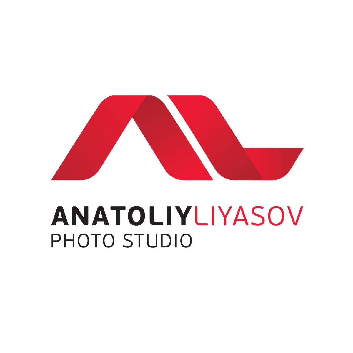 Фотограф Анатолий Лиясов