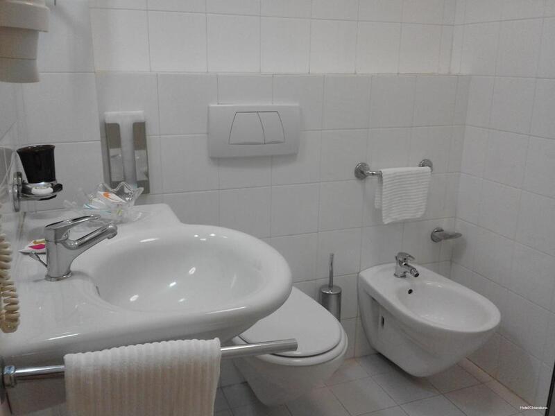 Фото Hotel Chiaraluna