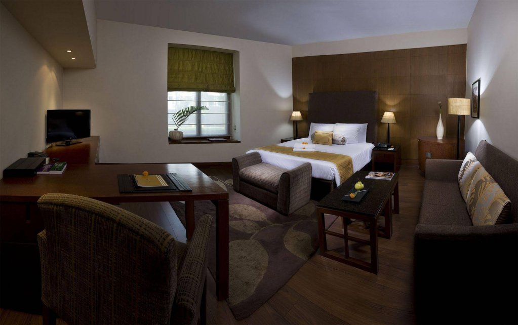 Фото The Manor New Delhi