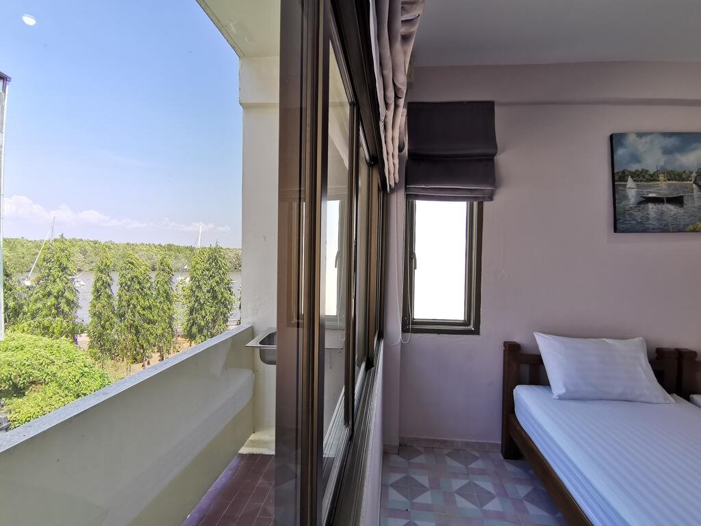 Фото No. 7 Guest House