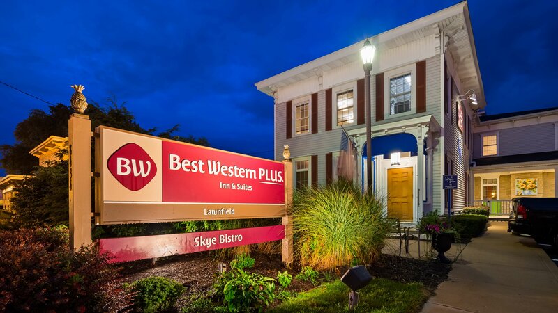 Гостиница Best Western Plus Lawnfield Inn & Suites в Менторе