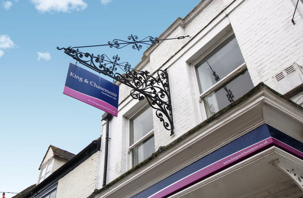 Real estate agency King & Chasemore Letting Agents Brighton Western Road, Brighton, photo