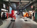 Puma Outlet Herzogenaurach (земля Бавария, Эрланген-Хёкстадт, Херцогенаурах), магазин одежды в Свободном государстве Бавария